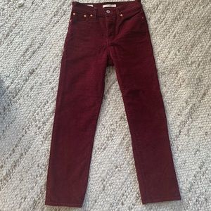 Levi’s Wedgie Straight Cord